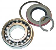 PTO BEARING KIT 
 KIT INCLUDES: SEAL, BEARINGS, SNAP RINGS & RETAINING RING 
 International Applications: CUB, CUB LOBOY 
 Replacement Part #: IH OEM 126107C1, 369875R1, 69696D & A31260