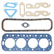 VALVE GRIND GASKET SET (HEAD SET) 
 CONTAINS ALL GASKETS REQUIRED WHEN REPLACING CYLINDER HEAD 
 International Applications: ALL LISTED W/ WATER PUMPS AND C113, C123 (& C135 ENGINES UP TO SN 100500): SUPER A, SUPER C, 100, 200, 130, 140, 230, 240, 330, 340 ***valve stem seals NOT included***
 Replacement Part #: 357476R95
